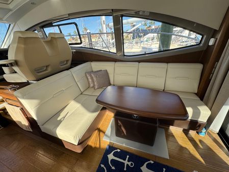 Sea Ray Sundancer 400 image