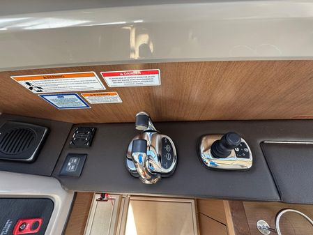 Sea Ray Sundancer 400 image