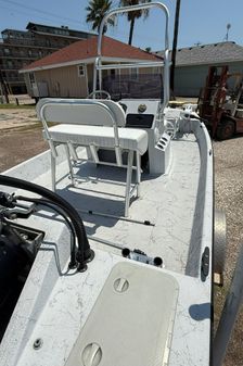 Majek 18 Redfish image