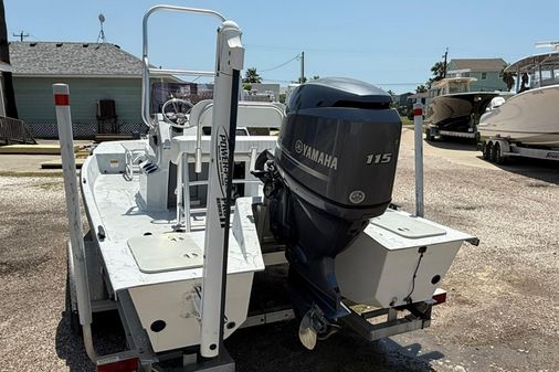 Majek 18 Redfish image