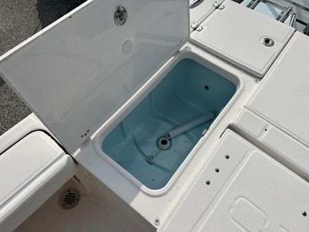 Robalo 226-CAYMAN image