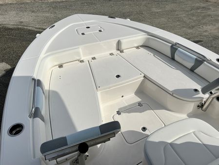 Robalo 226-CAYMAN image