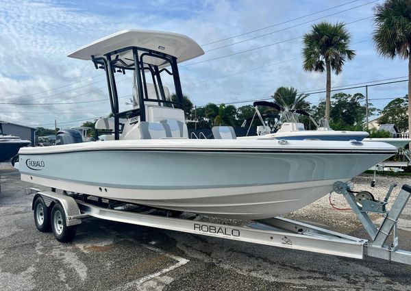 Robalo 226-CAYMAN image