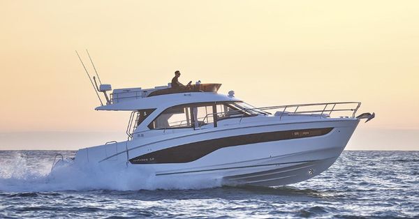 Beneteau Antares 12 image