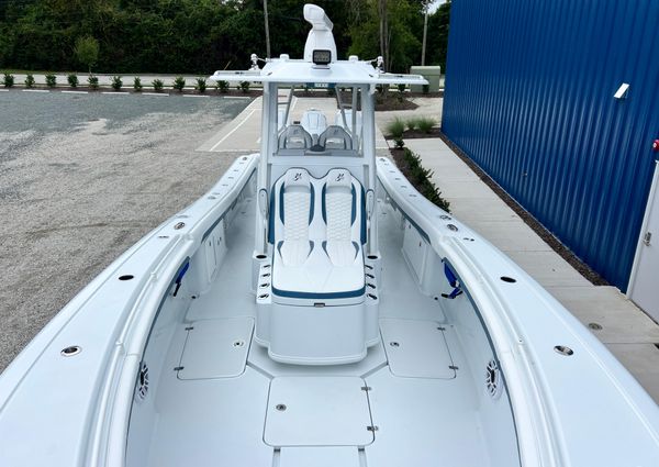 Yellowfin 36 image