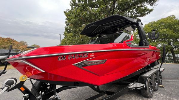Nautique Paragon 25