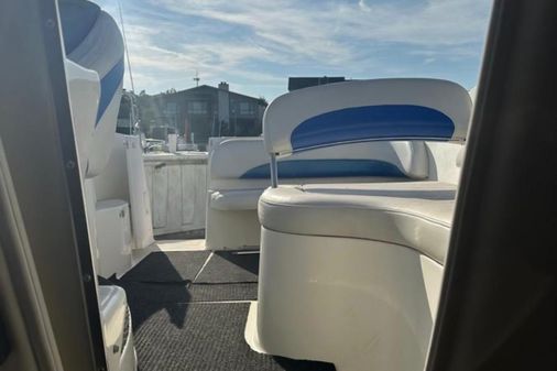 Bayliner 265 image