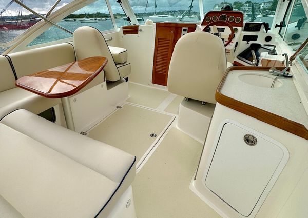 Hunt Yachts Harrier 25 image