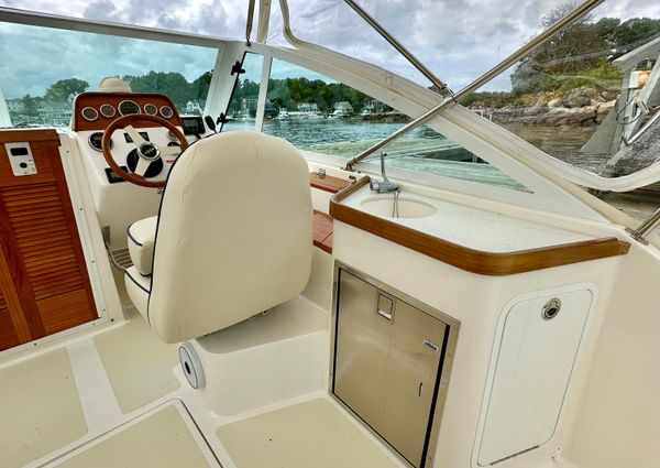 Hunt Yachts Harrier 25 image