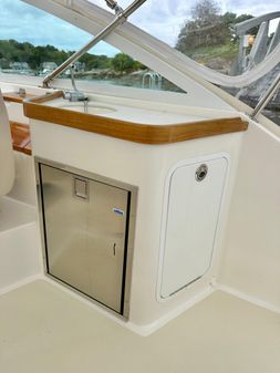 Hunt Yachts Harrier 25 image