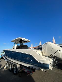 Boston Whaler 330 Outrage image