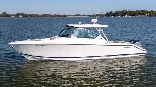 Pursuit DC 295 Dual Console