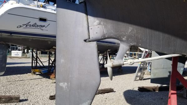 Chris-Craft 37 image