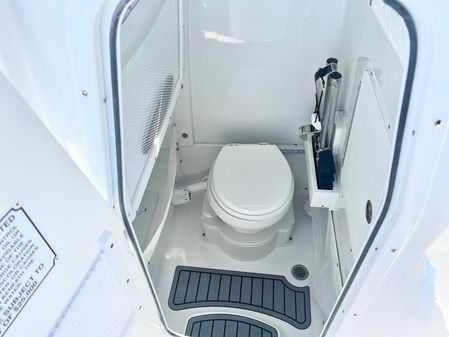 Sea Hunt Gamefish 25 image