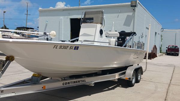 Key Largo 2200 Bay