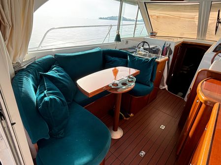 Beneteau Antares 980 image