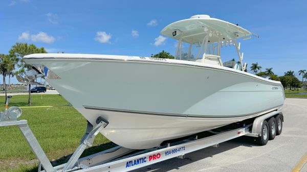 Cobia 296 Center Console 