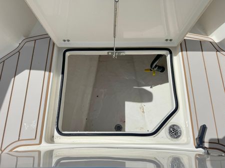 Cobia 296-CENTER-CONSOLE image