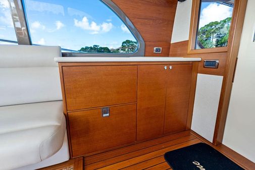 Palm Beach Motor Yachts PB50 image