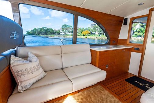 Palm Beach Motor Yachts PB50 image