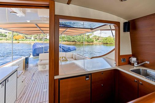 Palm Beach Motor Yachts PB50 image