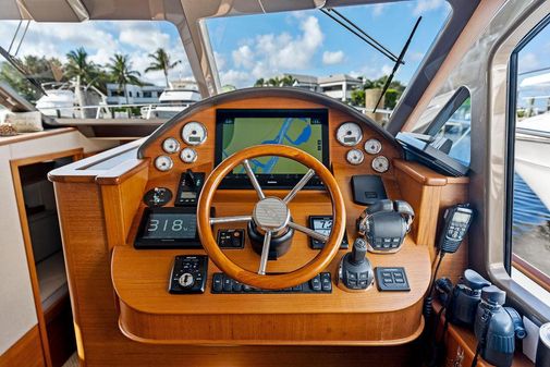 Palm Beach Motor Yachts PB50 image