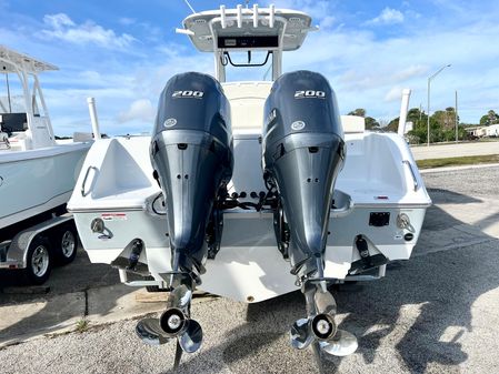 Sea Hunt Gamefish 27 Forward Seating image
