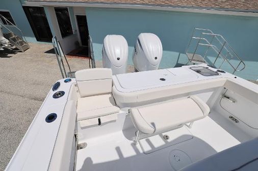 Sea-hunt GAMEFISH-27-FORWARD-SEATING image