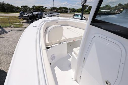 Sea-hunt GAMEFISH-27-FORWARD-SEATING image