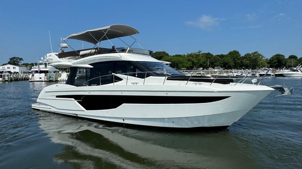 Galeon 500 Fly 