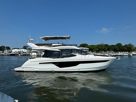 Galeon 500 Fly image