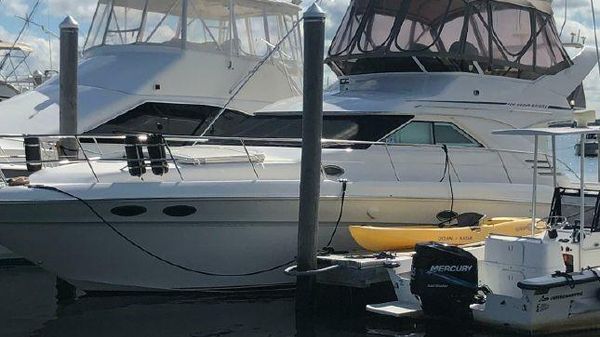 Sea Ray 400 Sedan Bridge