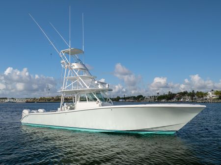 Yellowfin 42 Offshore image