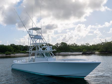 Yellowfin 42 Offshore image