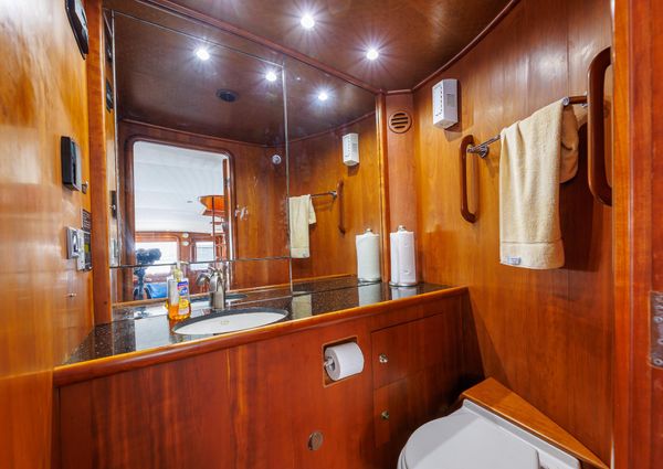 Tiffany Enclosed Bridge Sport fish image