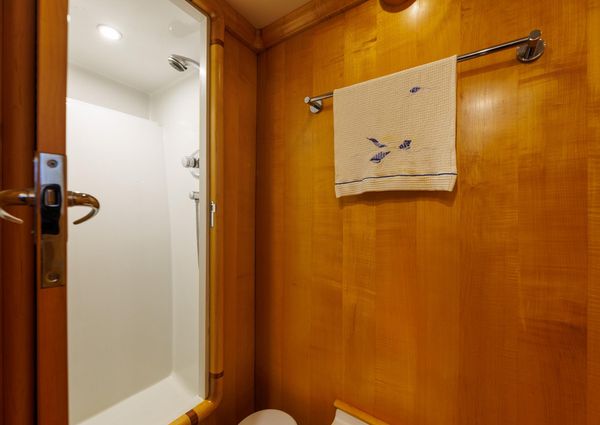 Tiffany Enclosed Bridge Sport fish image