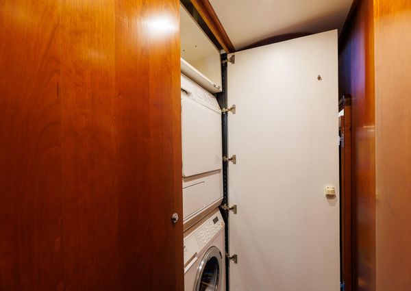 Tiffany Enclosed Bridge Sport fish image