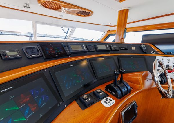 Tiffany Enclosed Bridge Sport fish image