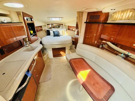 Sea Ray 320 Sundancer image