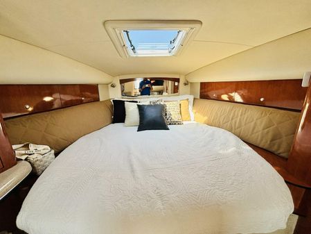 Sea Ray 320 Sundancer image