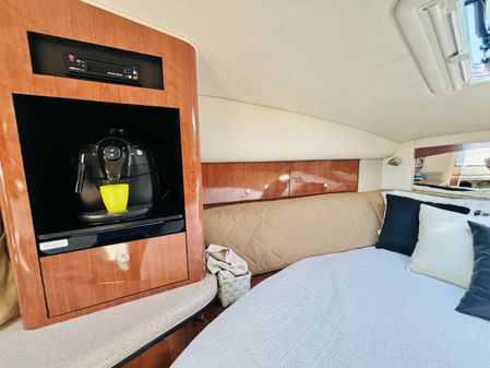 Sea Ray 320 Sundancer image