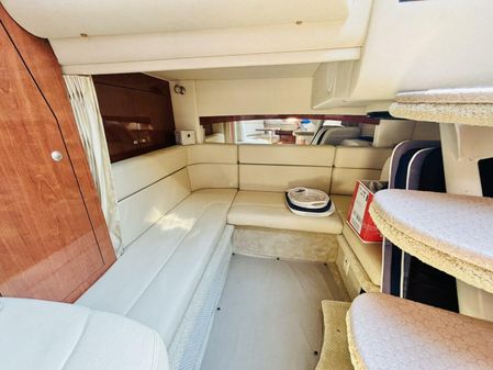 Sea Ray 320 Sundancer image