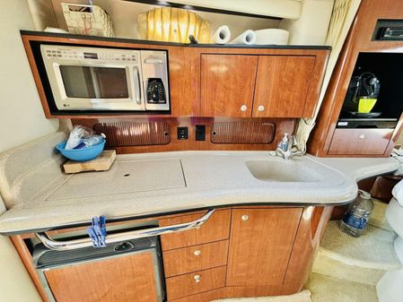 Sea Ray 320 Sundancer image