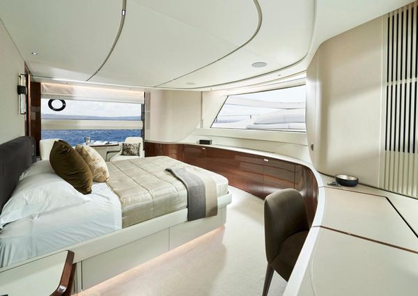 Princess-yachts X95-VISTA image