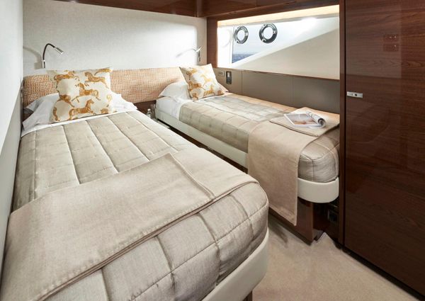 Princess-yachts X95-VISTA image