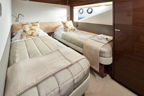 Princess-yachts X95-VISTA image