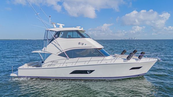 Riviera 52 Enclosed Flybridge image