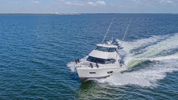 Riviera 52 Enclosed Flybridge image