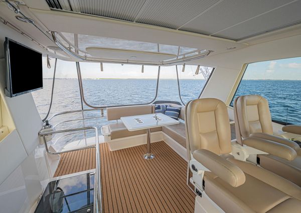 Riviera 52-ENCLOSED-FLYBRIDGE image