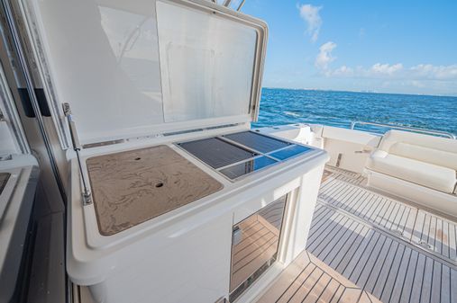 Riviera 52 Enclosed Flybridge image